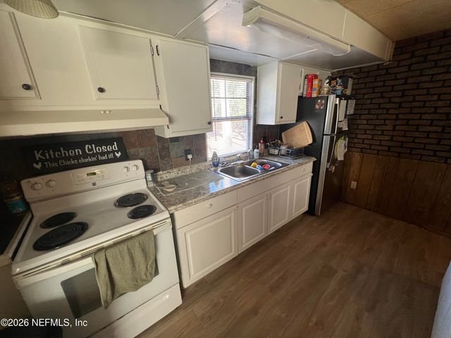 556 COUNTY ROAD 219, Melrose, FL 32666