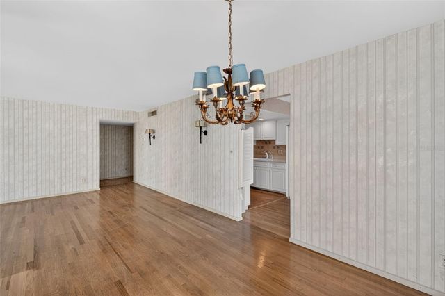 1111 N GULFSTREAM AVENUE 8D, Sarasota, FL 34236