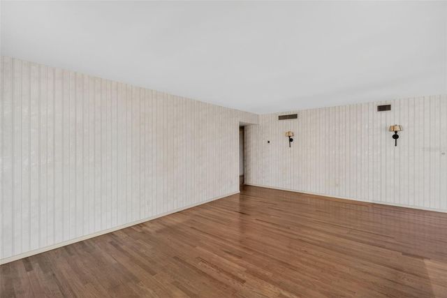 1111 N GULFSTREAM AVENUE 8D, Sarasota, FL 34236