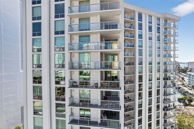 1111 N GULFSTREAM AVENUE 8D, Sarasota, FL 34236