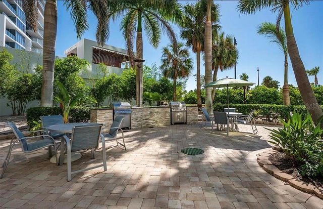 1111 N GULFSTREAM AVENUE 8D, Sarasota, FL 34236