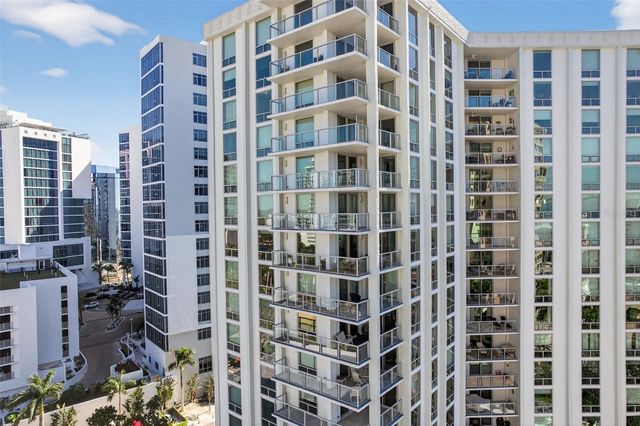 1111 N GULFSTREAM AVENUE 8D, Sarasota, FL 34236