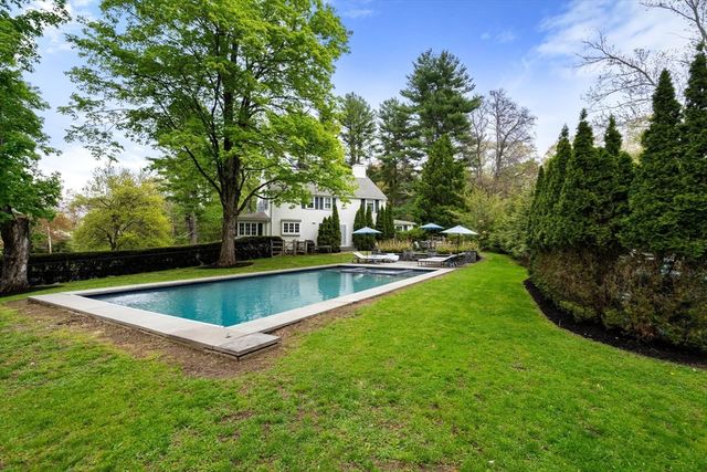 12 Greystone Road, Dover, MA 02030