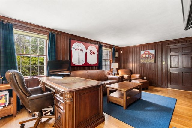 12 Greystone Road, Dover, MA 02030