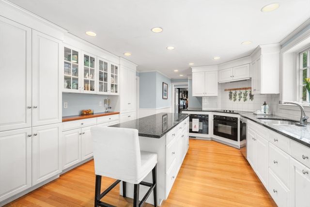 12 Greystone Road, Dover, MA 02030