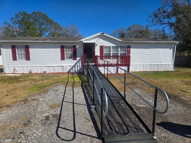 6106 MANGROVE DRIVE, Wesley Chapel, FL 33544