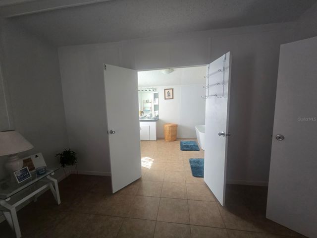 6106 MANGROVE DRIVE, Wesley Chapel, FL 33544