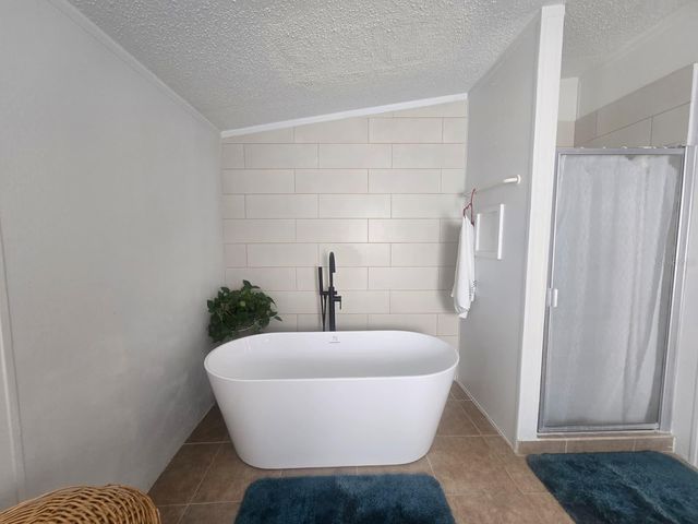 6106 MANGROVE DRIVE, Wesley Chapel, FL 33544