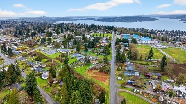 12511 80th Avenue S, Seattle, WA 98178