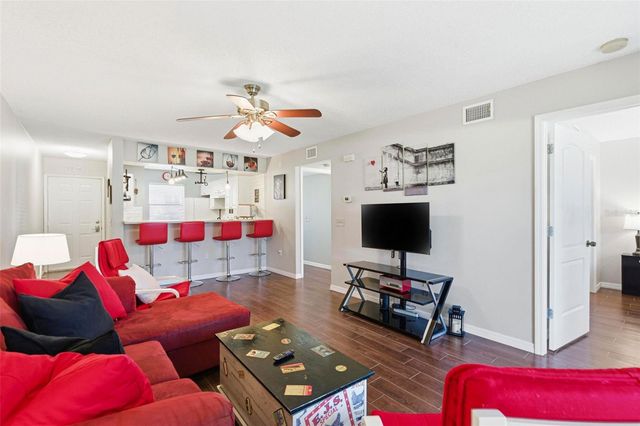 3001 58TH AVENUE S 105, St Petersburg, FL 33712