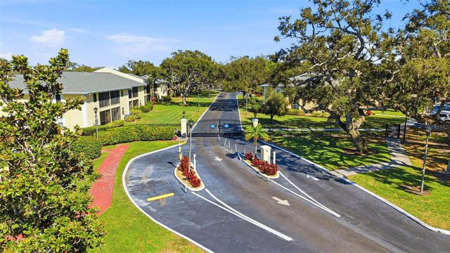 3001 58TH AVENUE S 105, St Petersburg, FL 33712