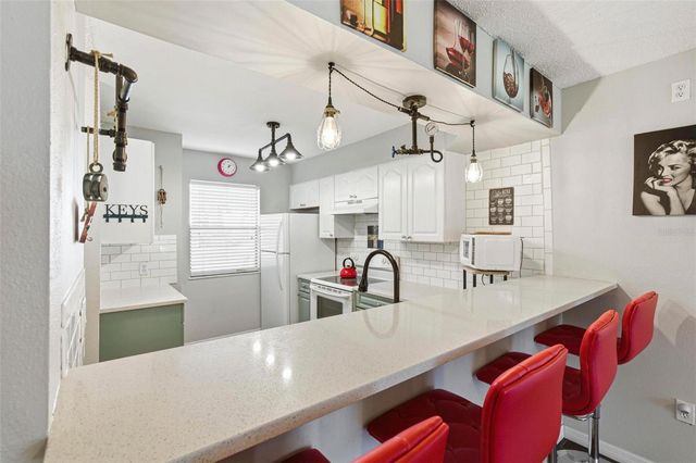 3001 58TH AVENUE S 105, St Petersburg, FL 33712