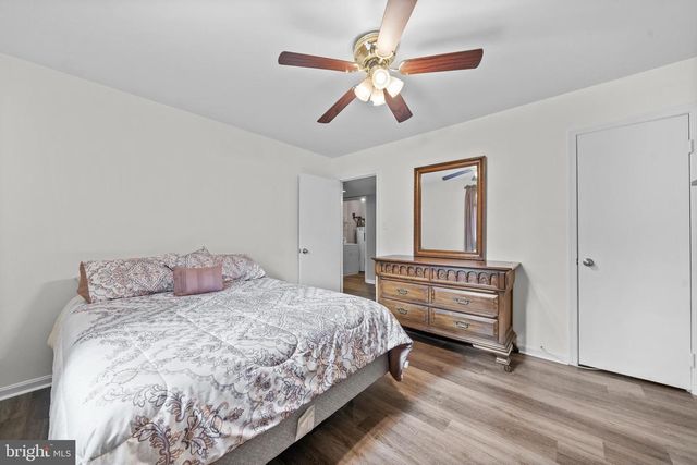 9016 HOLLY AVE, Waldorf, MD 20601