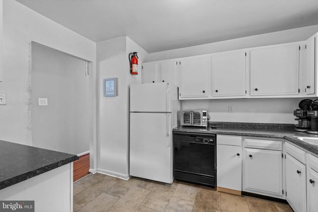 9016 HOLLY AVE, Waldorf, MD 20601
