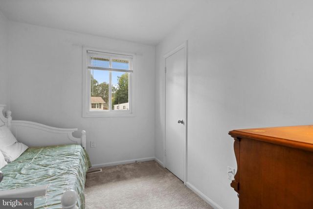 9016 HOLLY AVE, Waldorf, MD 20601