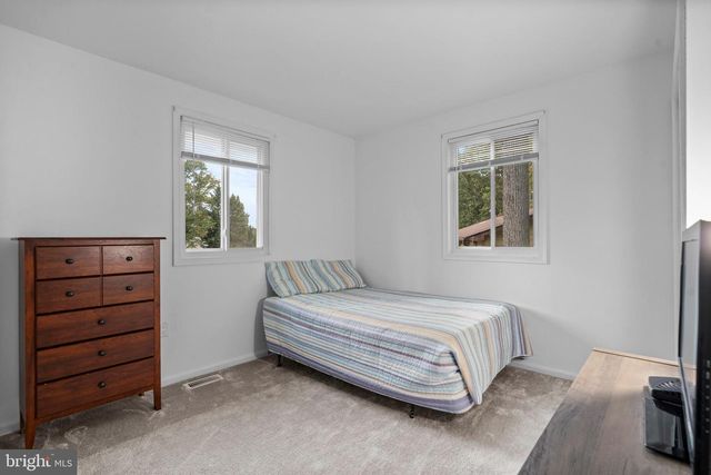 9016 HOLLY AVE, Waldorf, MD 20601