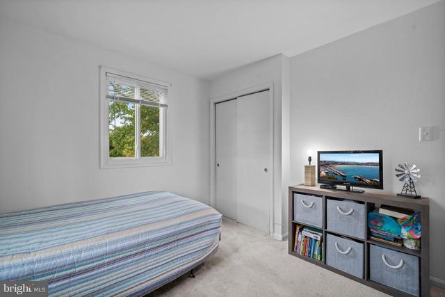 9016 HOLLY AVE, Waldorf, MD 20601