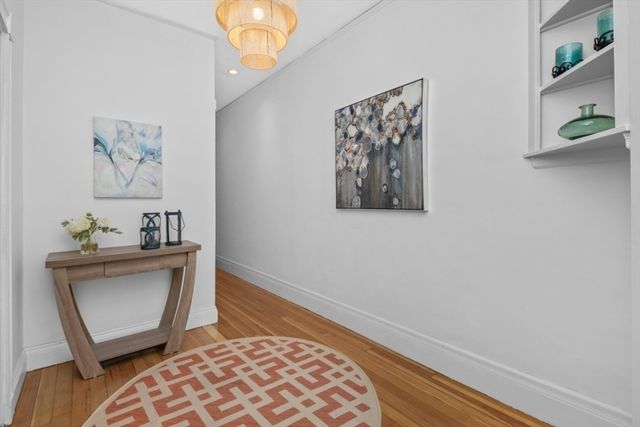 20 Winchester St 3, Brookline, MA 02446