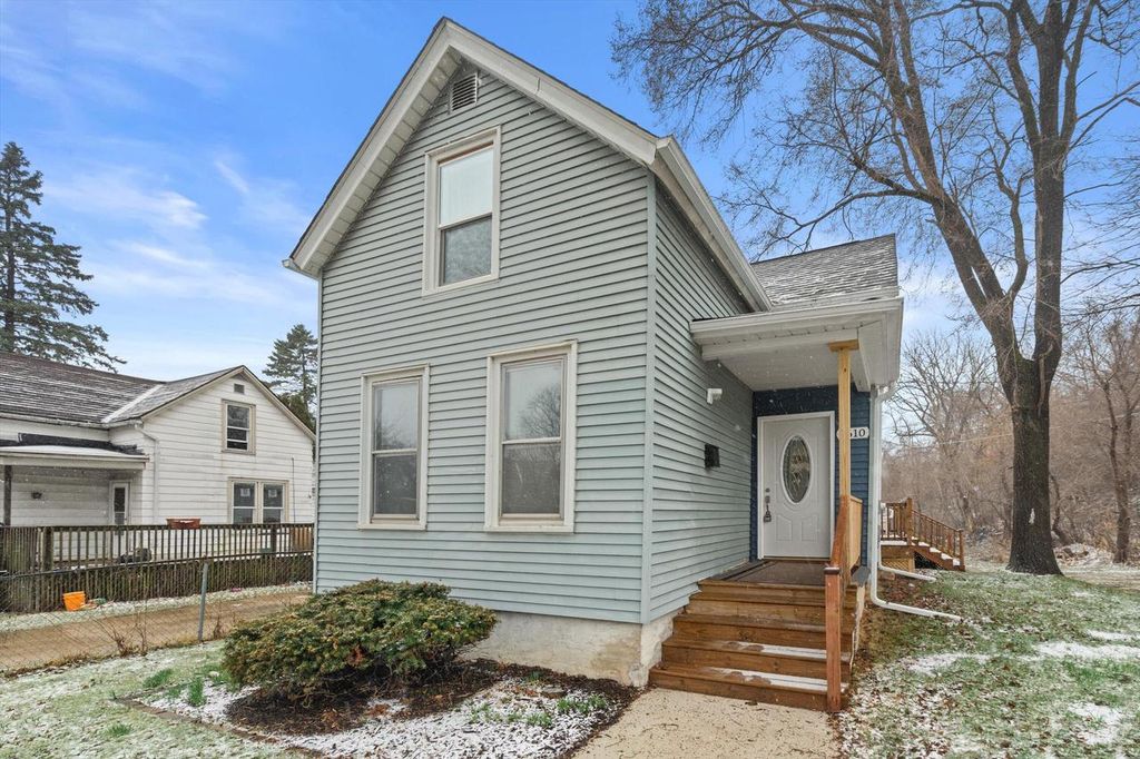 1610 Liberty STREET, Racine, WI 53404