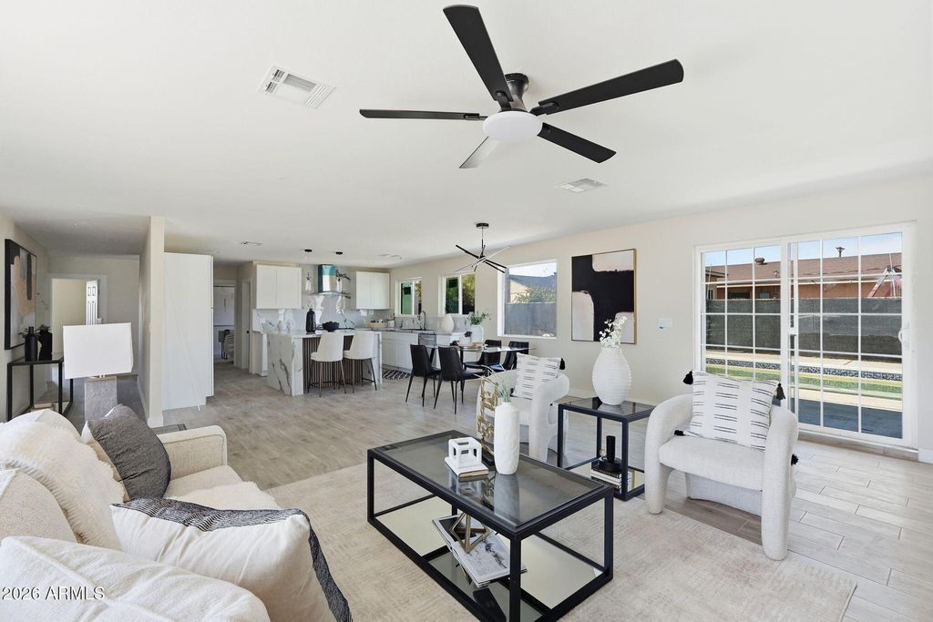 6452 W READE Avenue, Glendale, AZ 85301 — photo 5