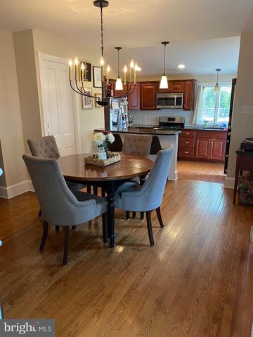 130 E MARSHALL AVE, Langhorne, PA 19047