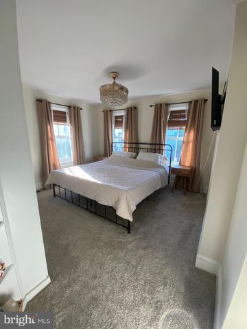 130 E MARSHALL AVE, Langhorne, PA 19047
