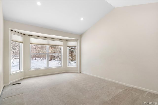 3841 Arbor Drive 86, Auburn Hills, MI 48326