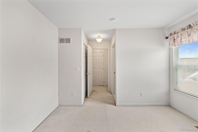 3841 Arbor Drive 86, Auburn Hills, MI 48326