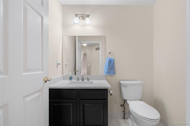 3841 Arbor Drive 86, Auburn Hills, MI 48326