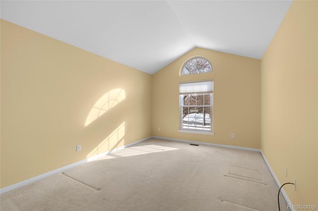 3841 Arbor Drive 86, Auburn Hills, MI 48326