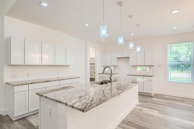 2940 Henry Road, Lancaster, TX 75134