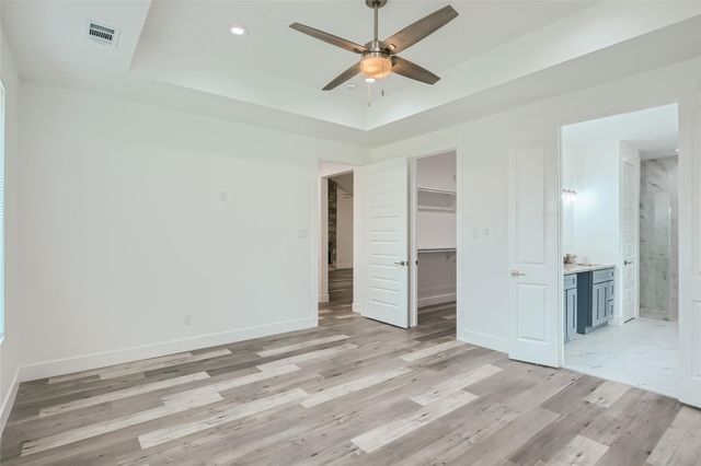 2940 Henry Road, Lancaster, TX 75134