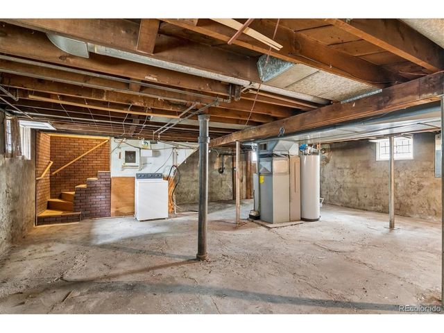 3828 Wyandot St, Denver, CO 80211