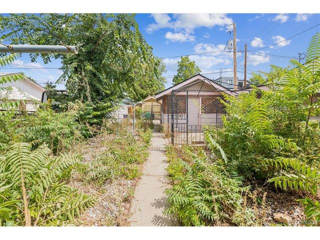 3828 Wyandot St, Denver, CO 80211