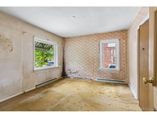3828 Wyandot St, Denver, CO 80211