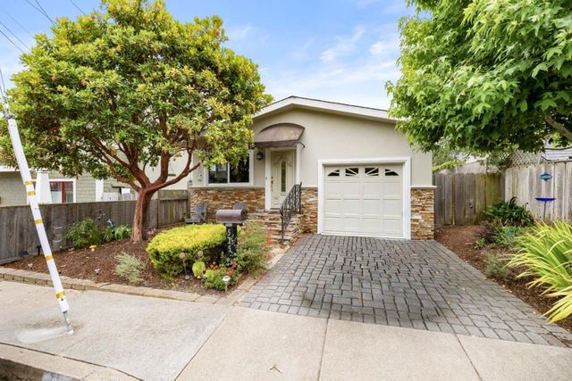 514 7th Street, Pacific Grove, CA 93950