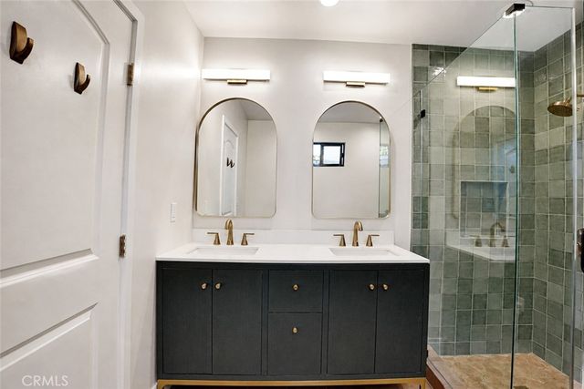 3432 Larissa, Los Angeles, CA 90026