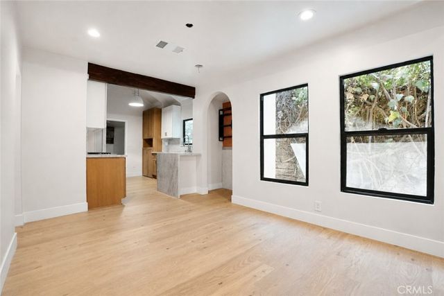 3432 Larissa, Los Angeles, CA 90026