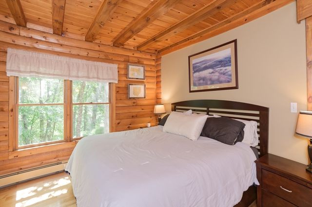 55 Breakneck Hill Rd, Southborough, MA 01772