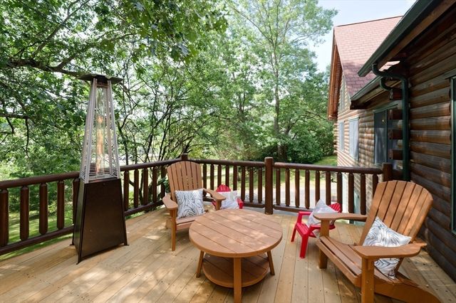 55 Breakneck Hill Rd, Southborough, MA 01772