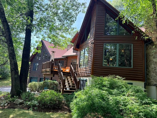 55 Breakneck Hill Rd, Southborough, MA 01772