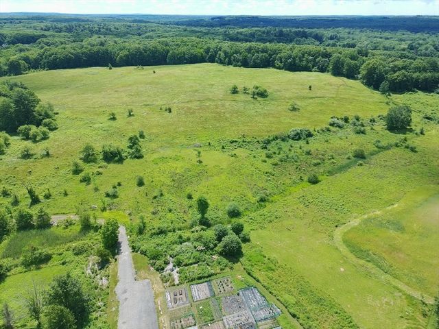 55 Breakneck Hill Rd, Southborough, MA 01772