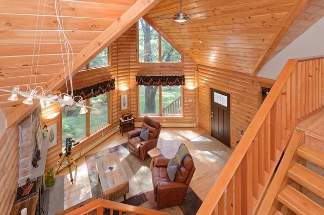 55 Breakneck Hill Rd, Southborough, MA 01772
