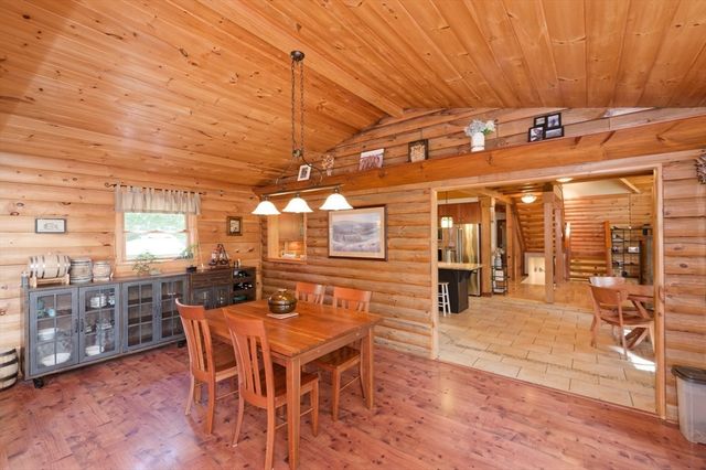 55 Breakneck Hill Rd, Southborough, MA 01772