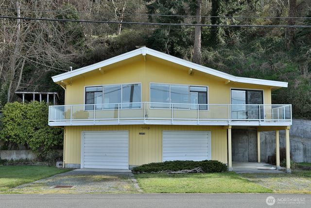 3545 Shell Street, Greenbank, WA 98253