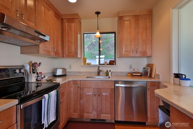 3545 Shell Street, Greenbank, WA 98253