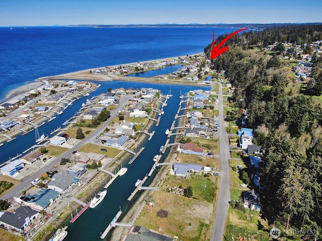 3545 Shell Street, Greenbank, WA 98253