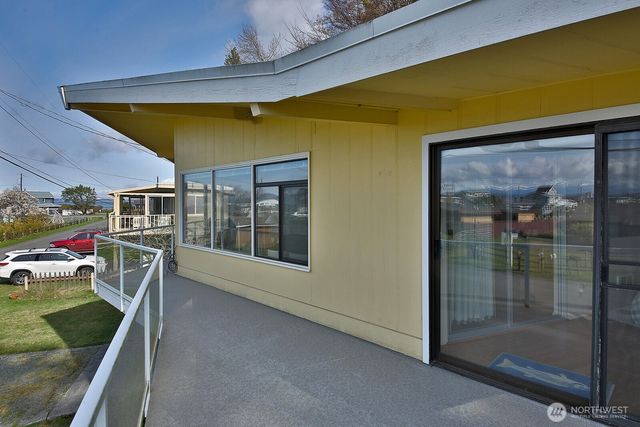 3545 Shell Street, Greenbank, WA 98253