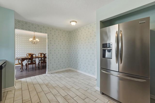 42 Regal Oaks, Barboursville, WV 25504