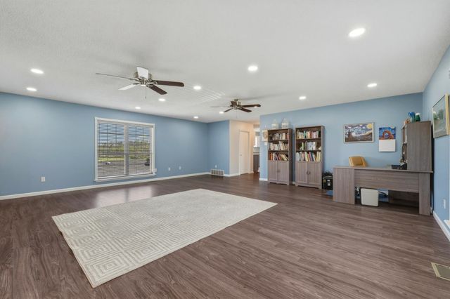 42 Regal Oaks, Barboursville, WV 25504